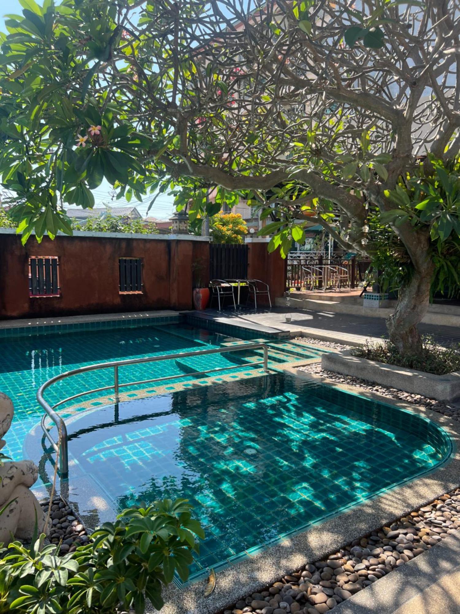 Pattara Mansion พัทยา Hotel Pattaja Kültér fotó